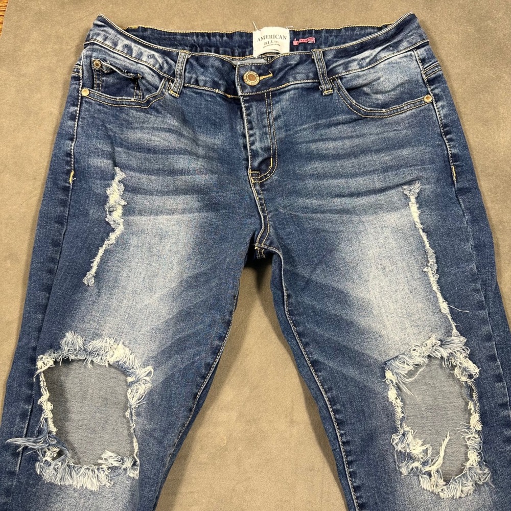 American Blue Boyfriend Jeans Womens 9 Blue Distressed Knee Blowout Excellent